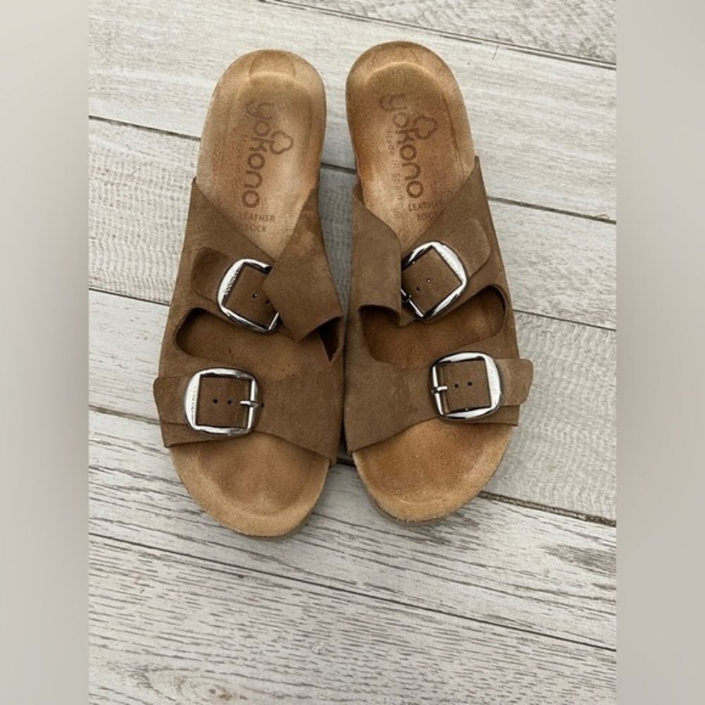 Yokono Tan Buckle Wedge Cork Sandals 9‎